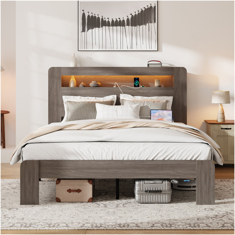 Cadre de lit grand lit, cadre de lit plateforme en bois avec tête de lit à DEL avec rangement et 2 ports USB, silencieux, aucun sommier nécessaire et outil d'assemblage facile, grand rangement sous le lit