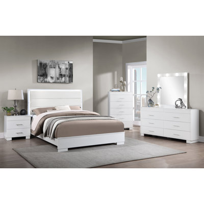 Nivia Queen 5pc Bedroom Set With Led Mirror In White Finish
