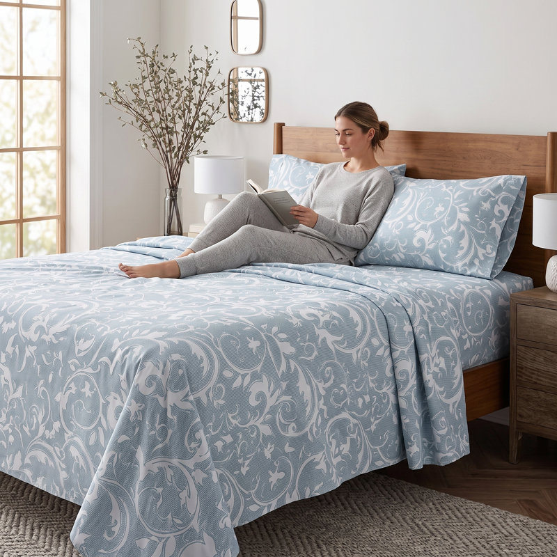 Arianne Super Soft 3-Piece Twin Sheet Set - Blue Damask Scroll Print, Wrinkle-Resistant Microfiber Bedding, Twin, Blue Floral