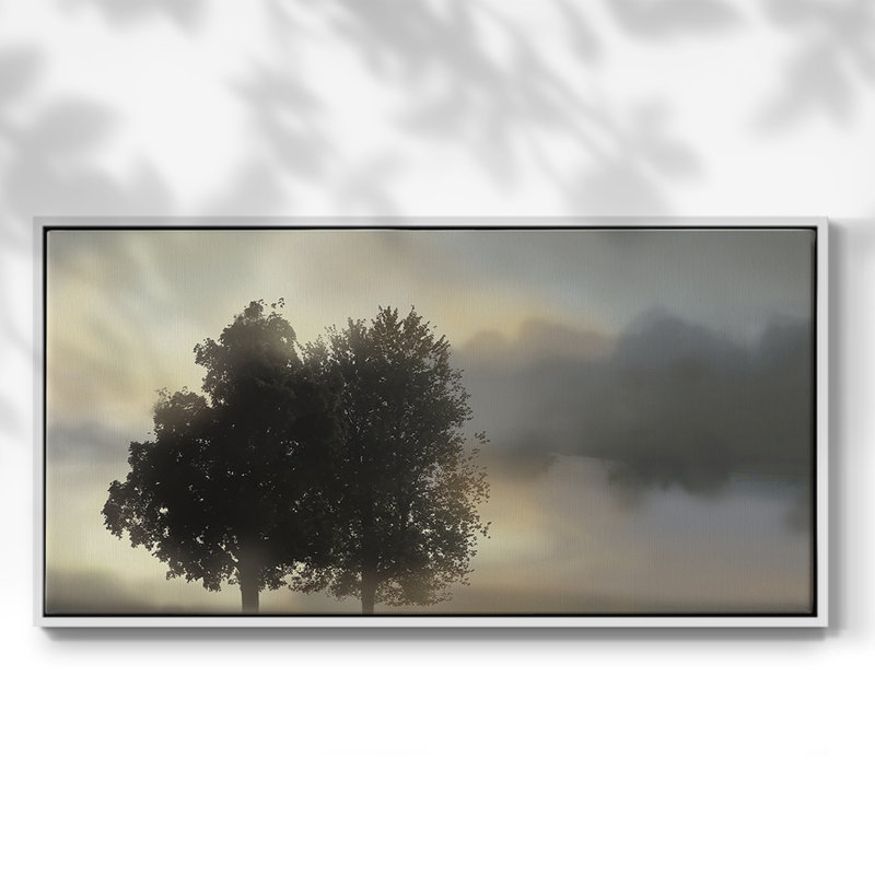 Misty Morning - galerie encadrée - prête à être accrochée, H 21 po x l 41 po, Blanc