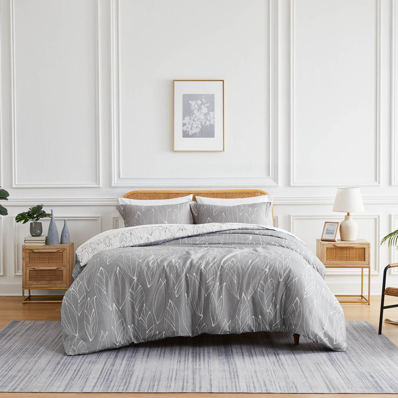 Vilano Choice Reversible Oversized Duvet Cover Set with matching shams, Queen Duvet Cover + 2 Shams, Gray