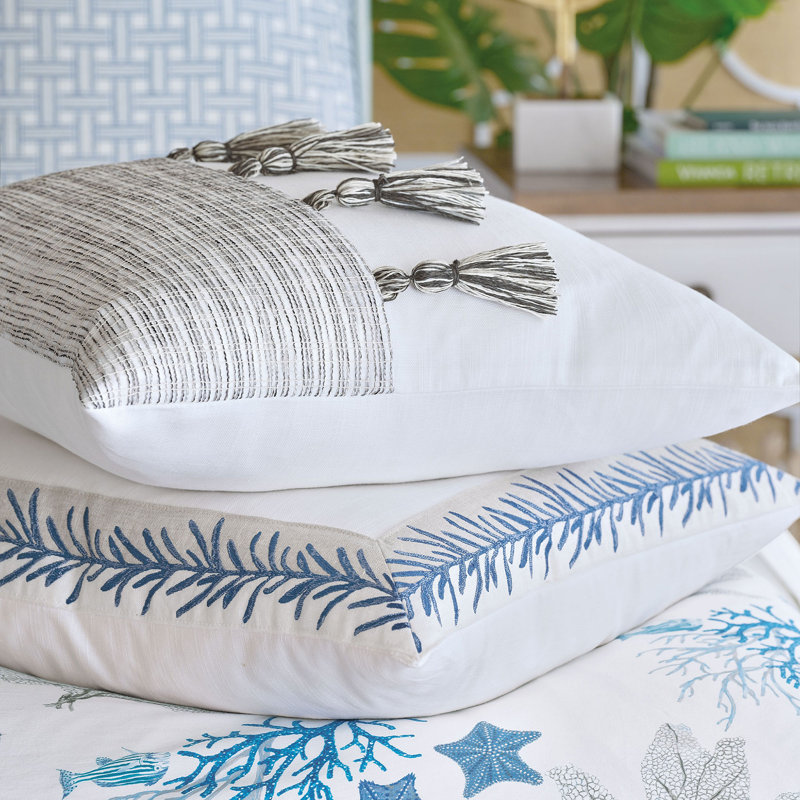 Vizcaya Square Pillow Cover & Insert