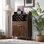 Armoire à vin sculptée Ewyn