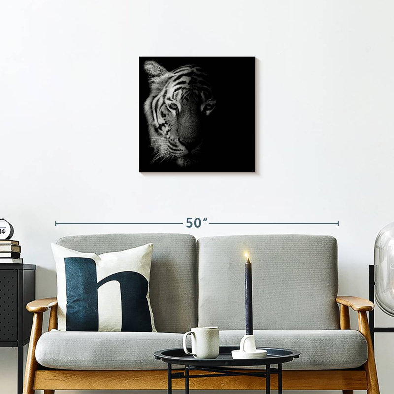 Brampt Tiger Contour, 20" H x 20" W