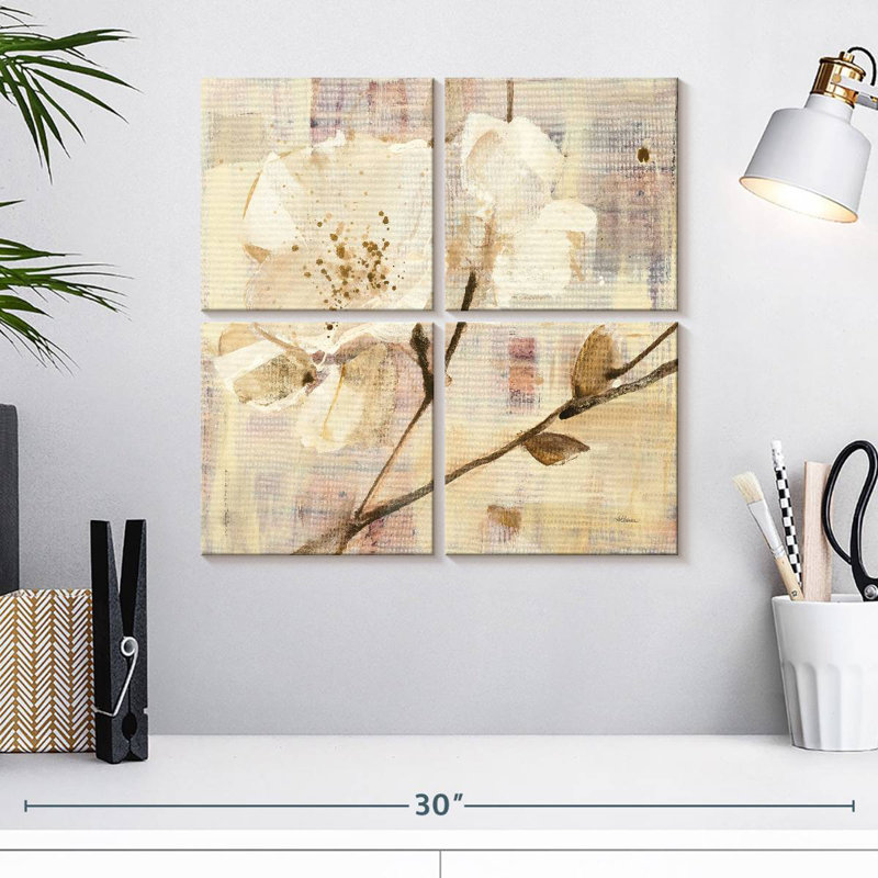 Avery Elegance I, 18" H x 18" W