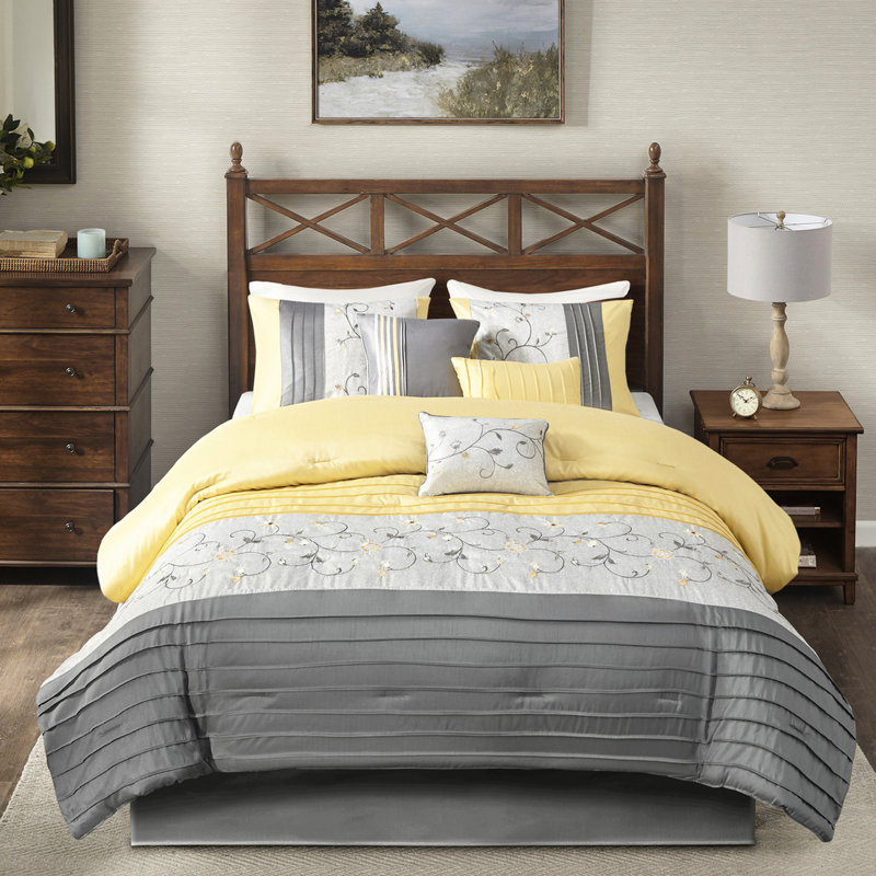 Édredon 7 pièces jaune très grand - tissu serein brodé, édredon, taies décoratives, coussins décoratifs, jupe de lit, pièce sereine facile à laver et séduisante