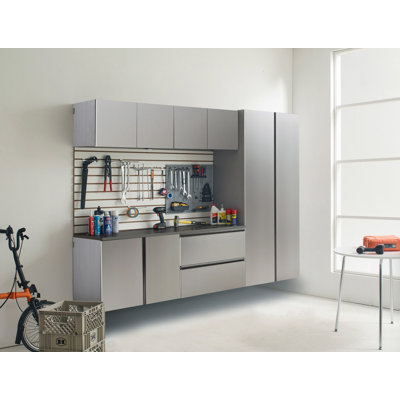 Ensemble d'armoires de garage gris Nova Series B