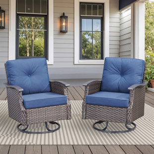 Buenhomino Wicker Outdoor Swivel Chair