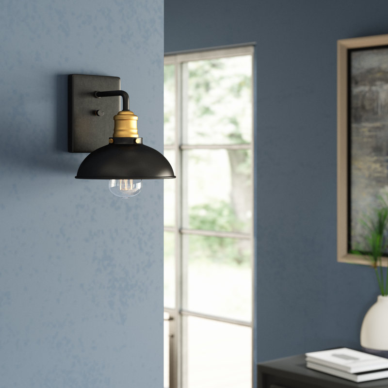 Ingrid Armed Sconce