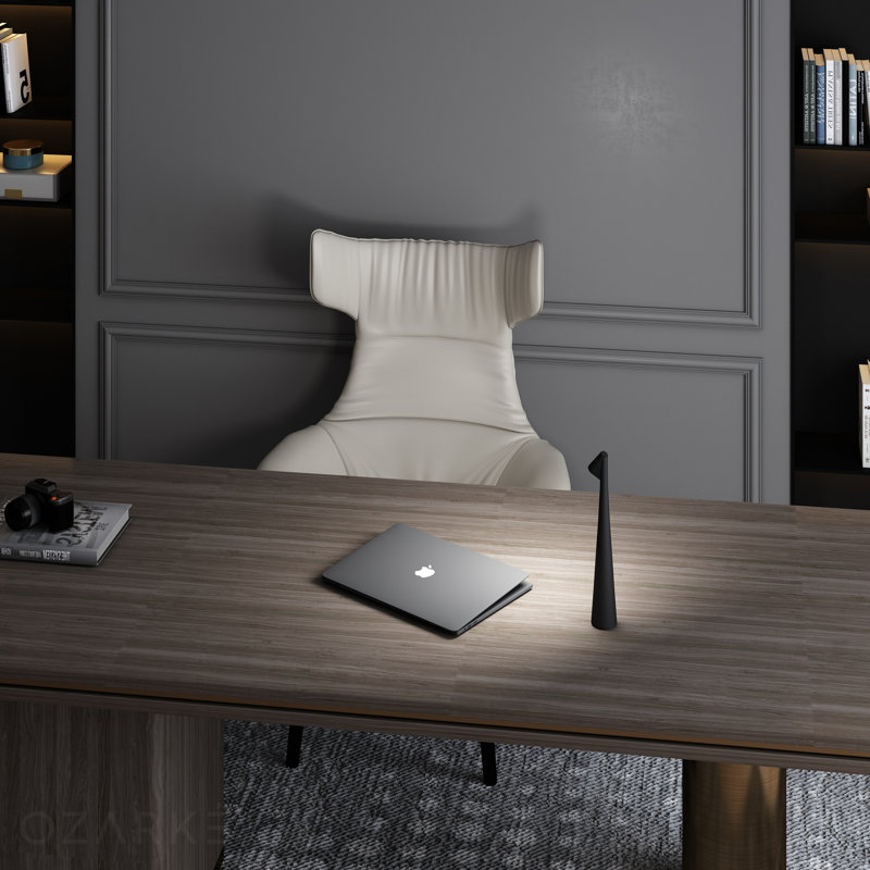 Desmund Aluminum Alloy Desk Lamp, Black