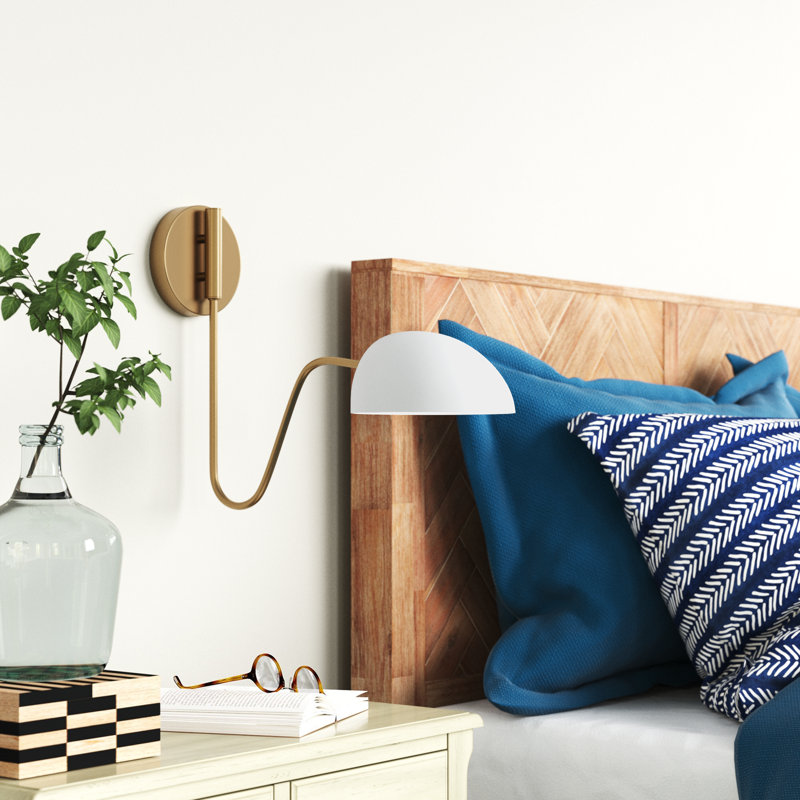 Judson Swing Arm Sconce, Matte White