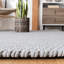 Tapis gris en coton tissé à plat à la main Anya-Louise-1300436031