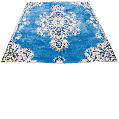One-of-a-Kind 6'3'' x 7'8'' 1990s Rectangle Wool Area Rug in Beige and Blue