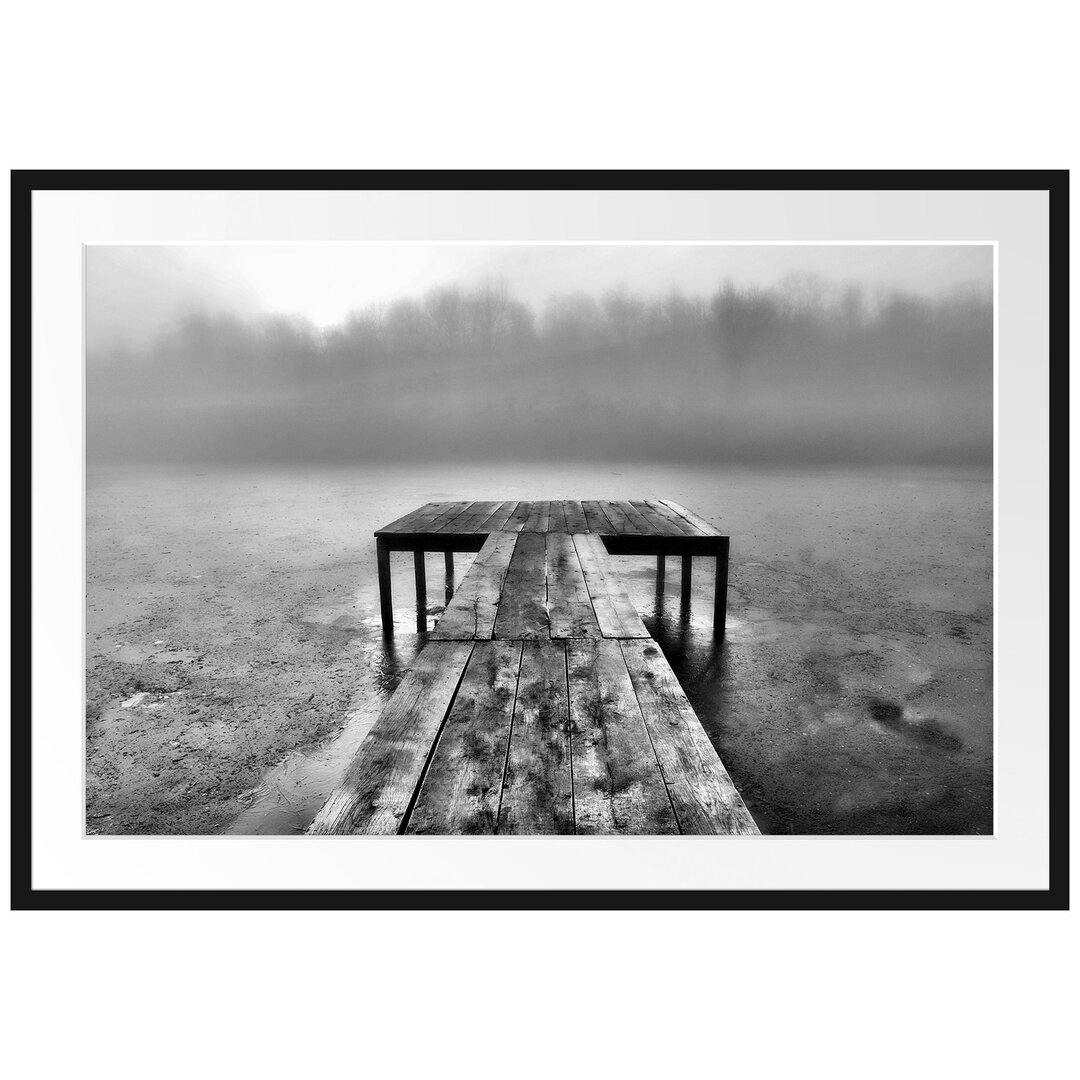 Gerahmtes Poster Steg am See Nebel