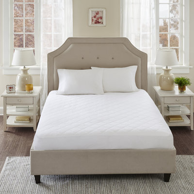 Protège-matelas matelassé en coton percale blanc matelassé