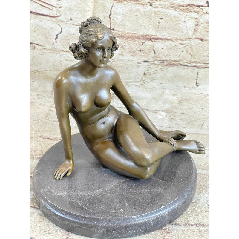 Figurines et sculptures