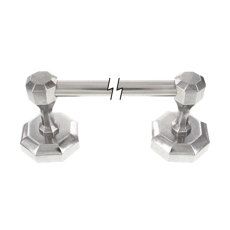 Archimedes Towel Bar, Antique Brass, 2.5" H x 20.5" W x 3.5" D
