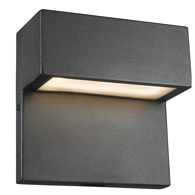 Cordele LED Wall Light