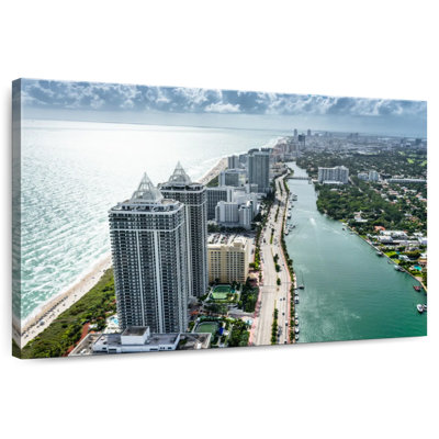 Ravi Fort Lauderdale View