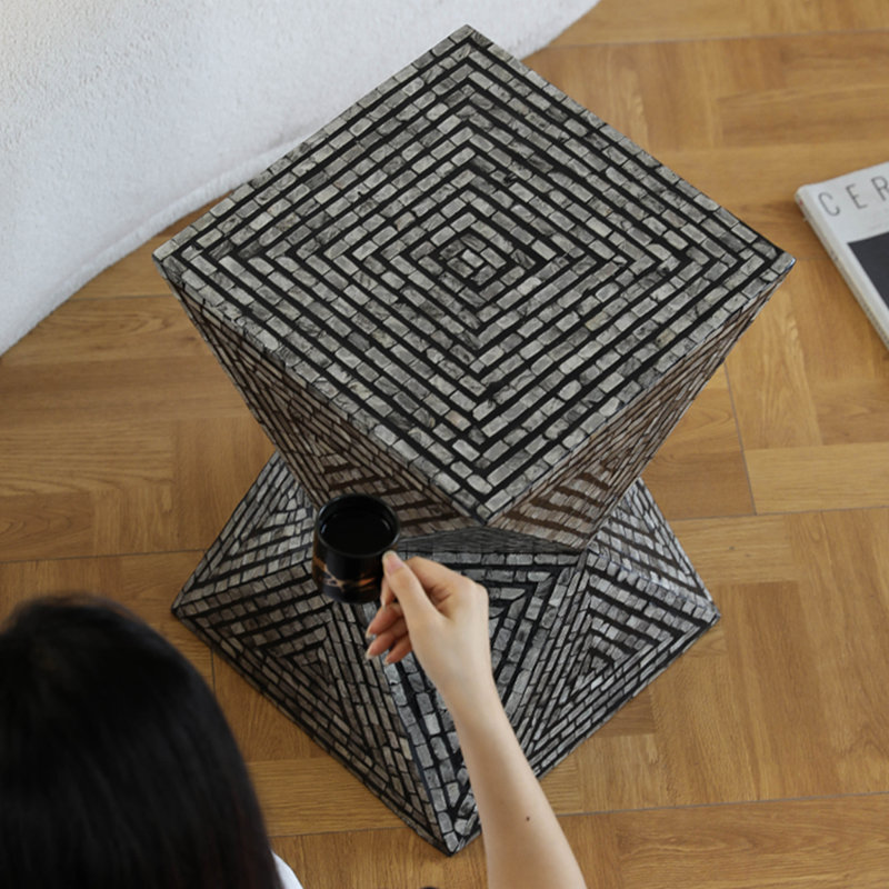Table de bout Modern Shell