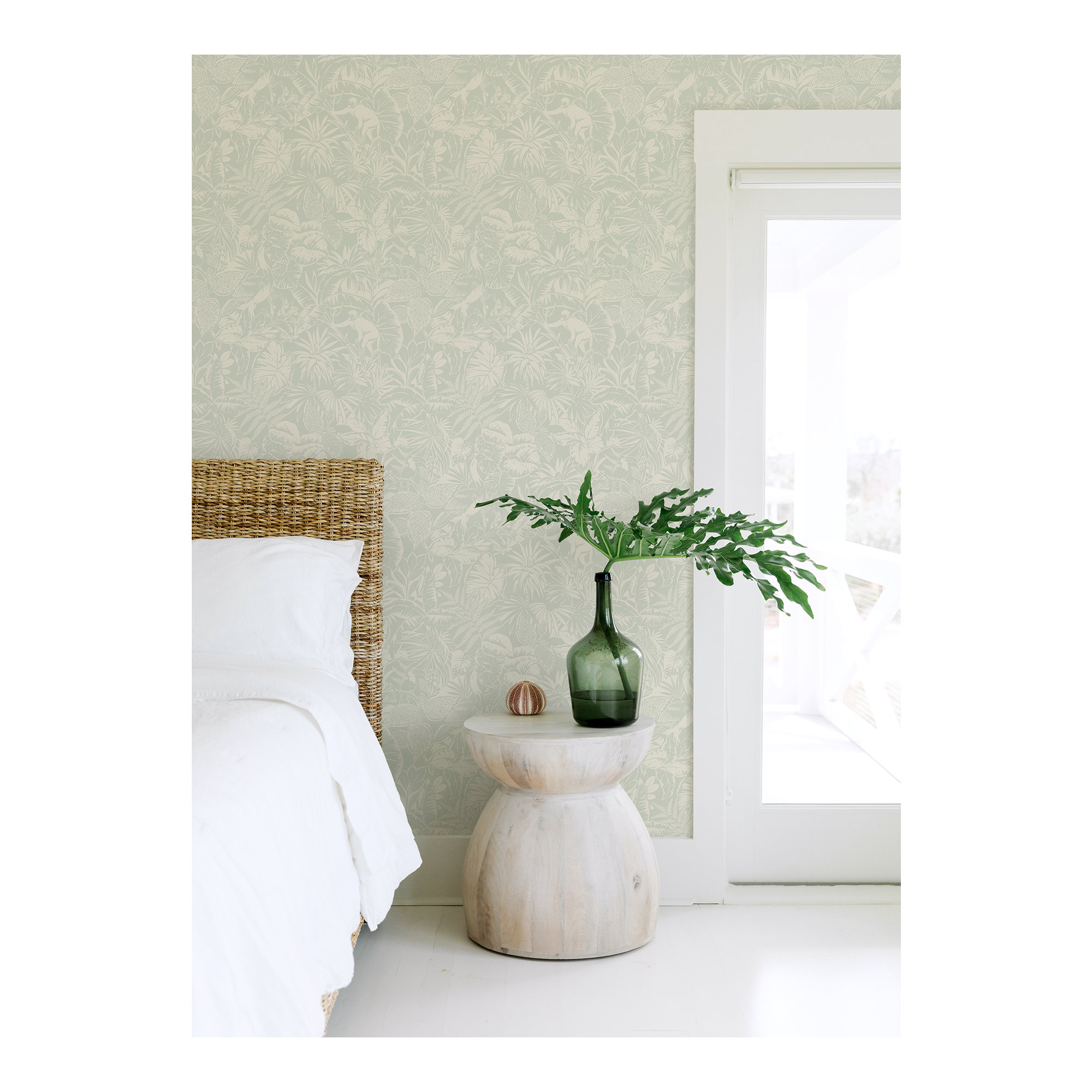 Cheri Floral Wallpaper, Aqua