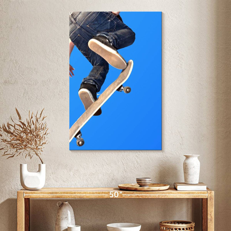 Senne Skateboard Stunt, 39" H x 26" W
