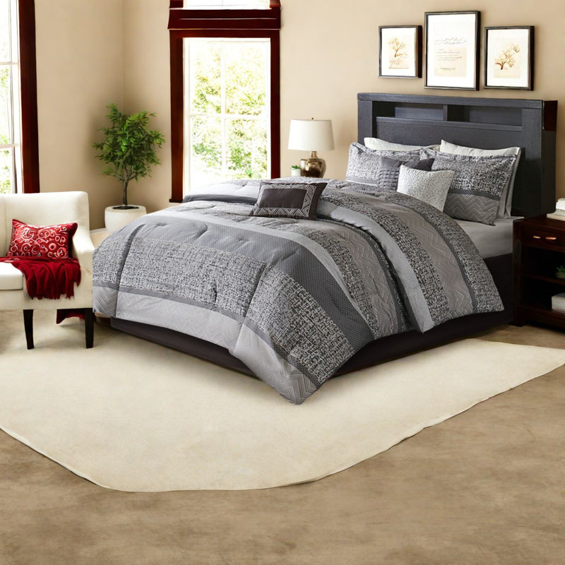 Luxurious 7-piece Jacquard Bedding Sets, Polyester, Transitional Style For Home