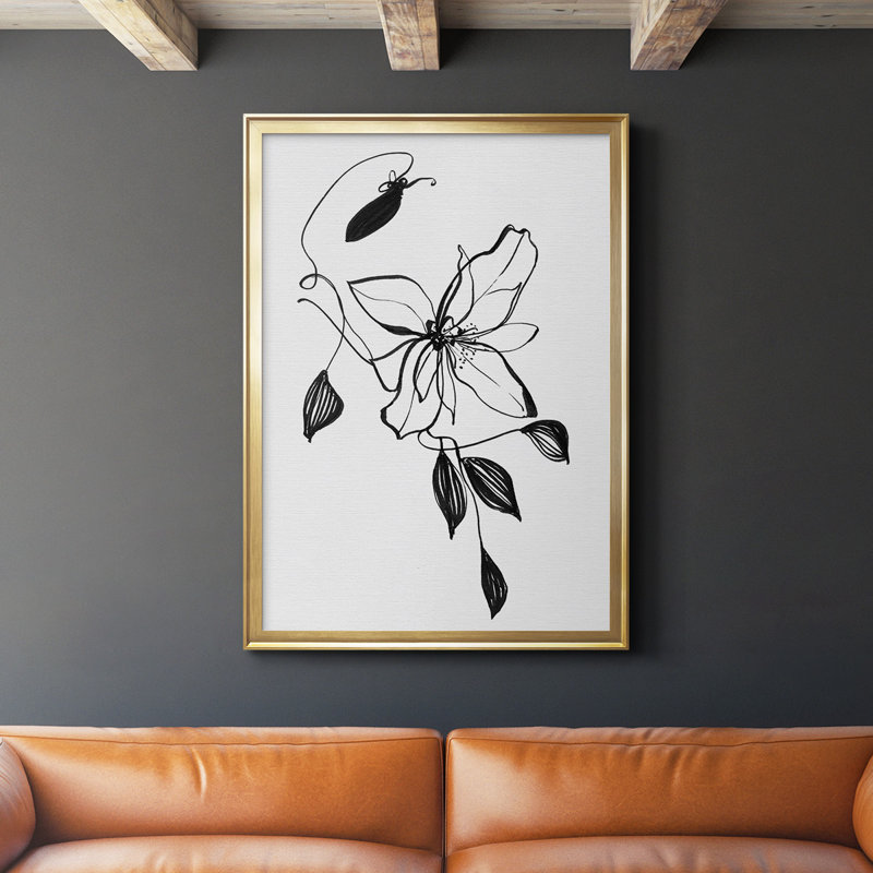 Wild Clematis I, toile encadrée de qualité supérieure - prête à être accrochée, Or, H 42,5 po x l 30,5 po