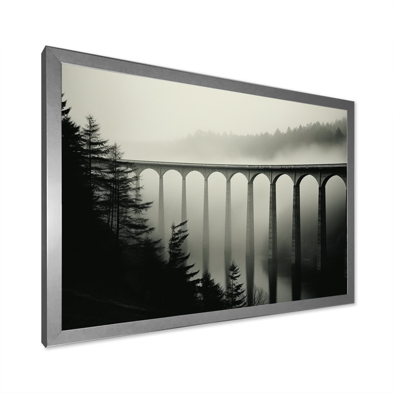 «Bridges Mimalisme» - impression, Cadre simple argenté, H 24 po x l 32 po x P 1 po