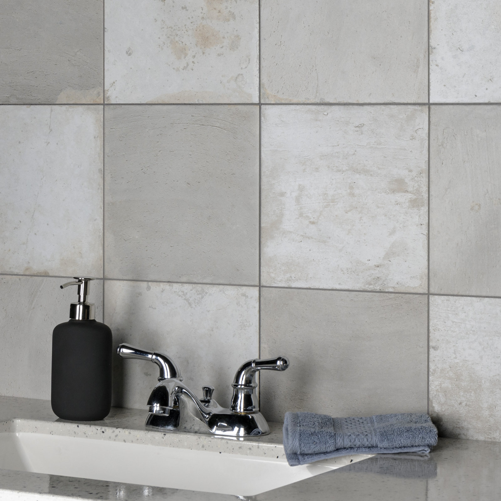 Kings 18" x 18" Ceramic Tile, Greige