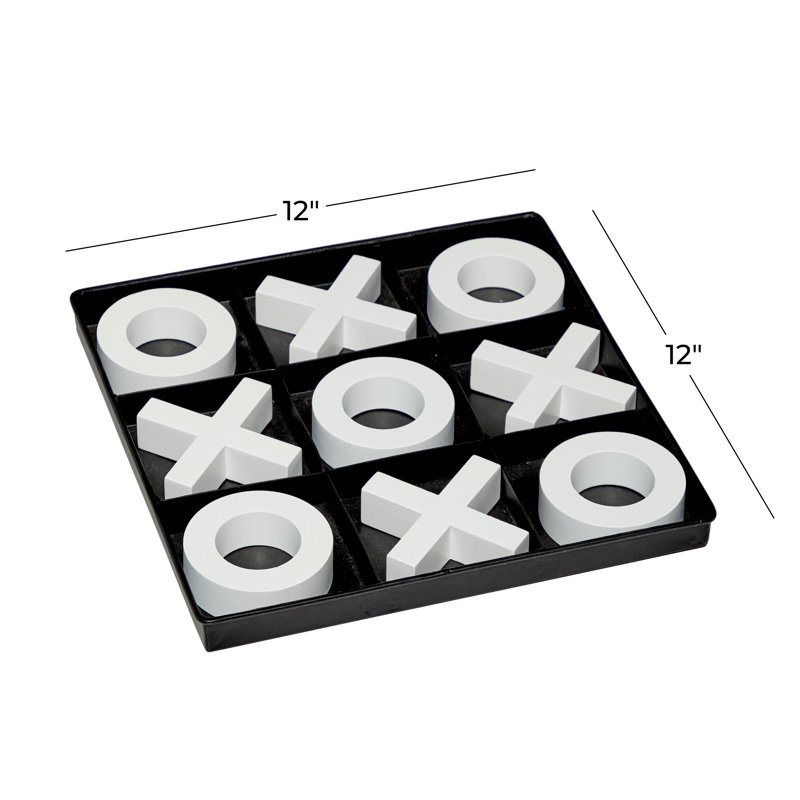 Jeu de tic tac toe noir avec pièces blanches