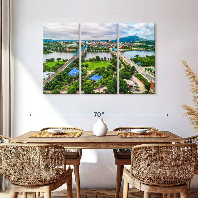 Chattanooga Tennessee, 36" H x 57" W