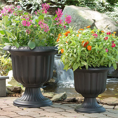 Tralee Neoclassic Resin Urn Planter