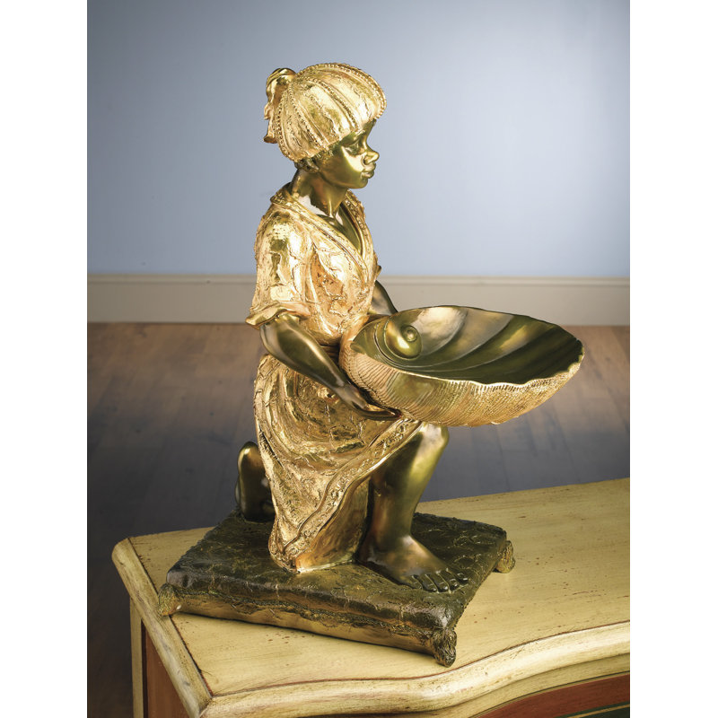 Stgeorge Man Holding Shell Tray