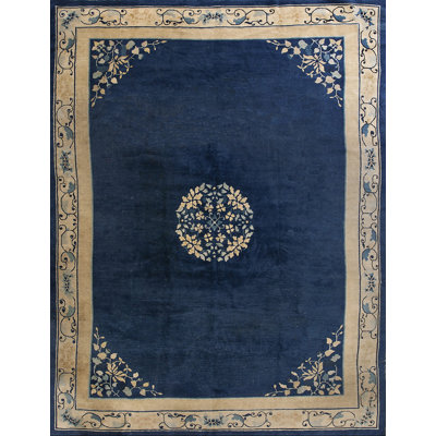 Tapis bleu antique en laine noué des années 1920