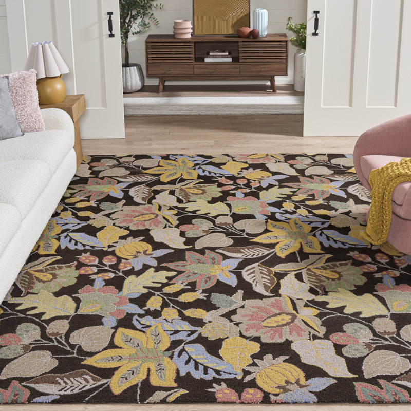 Emrick Blossom Hand Hooked Wool Floral Rug, Rectangle 8' x 10'