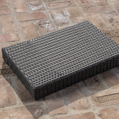 Lisbeth Outdoor Chaise Lounge with Table