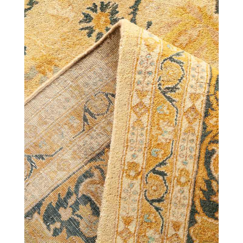 Classic One-of-a-Kind 8' 1" X 9' 10" Hand Knotted Area Rug