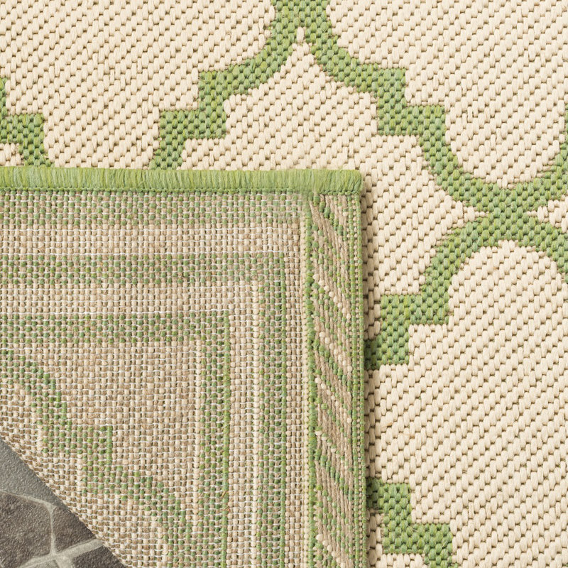 Ferrill 100 Performance Geometric Indoor/Outdoor Area Rug, Rectangle 4' x 6'