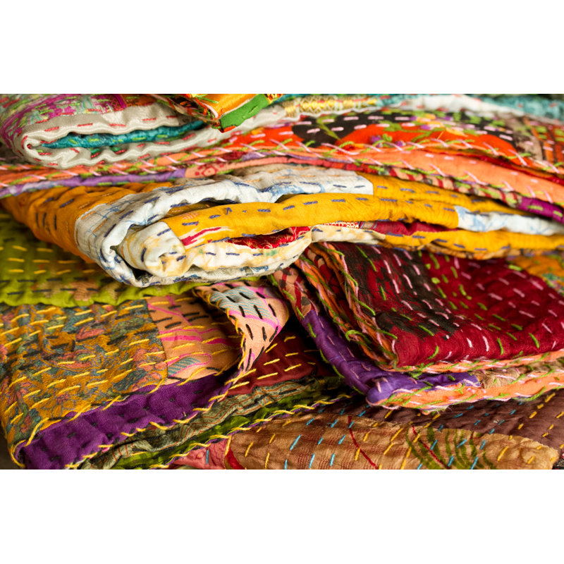 Jeté réversible 100% soie Kantha