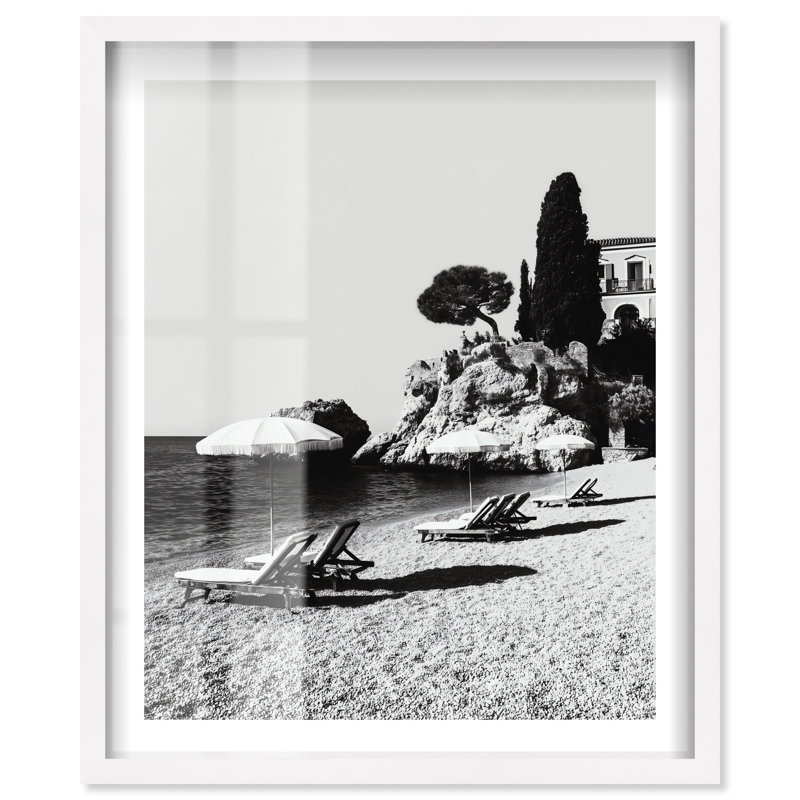 Art mural de mode privé par Coastal Haven par Notoriart, cadre blanc, 36 x 45, 46"H x 37"W, White Frame