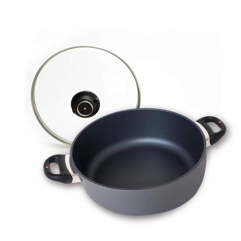 Swiss Diamond Non-Stick Round Braiser with Lid, 5.3 Qt.