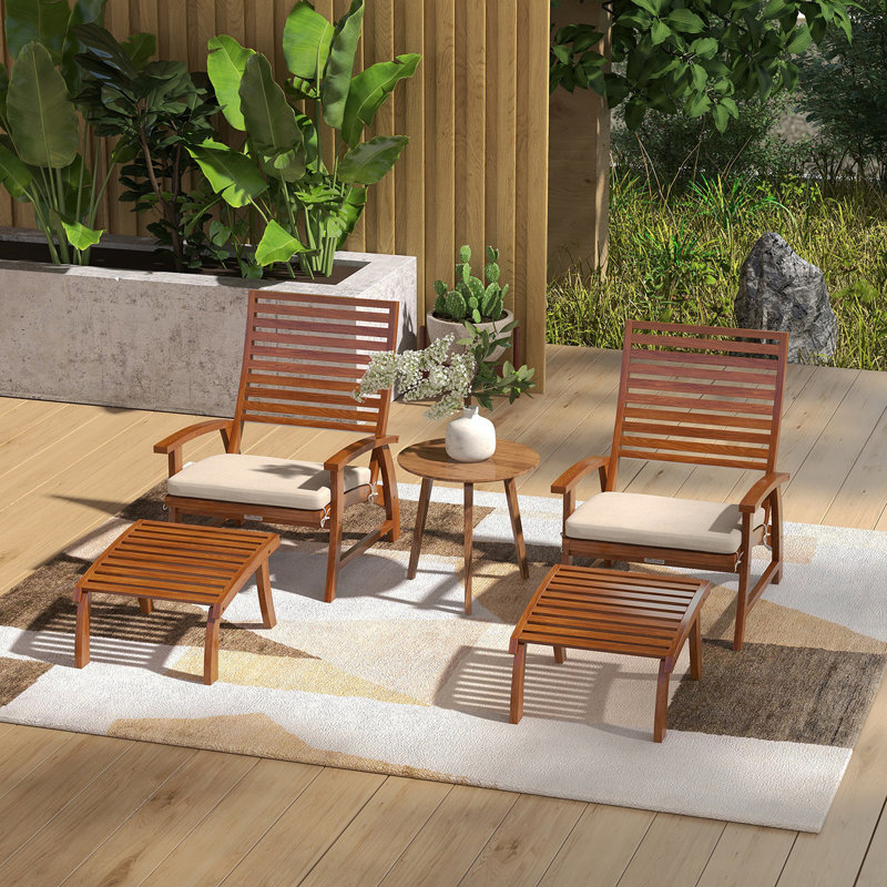 Ensemble de 4 chaises de patio avec coussin Outsunny, ensemble de 4 chaises de salle à manger d'extérieur, siège en bois d'acacia avec repose-pieds, siège et dossier à lattes, accoudoirs, blanc crème