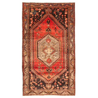 Tapis rouge Andelz 4 pi 4 po x 8 pi 0 po