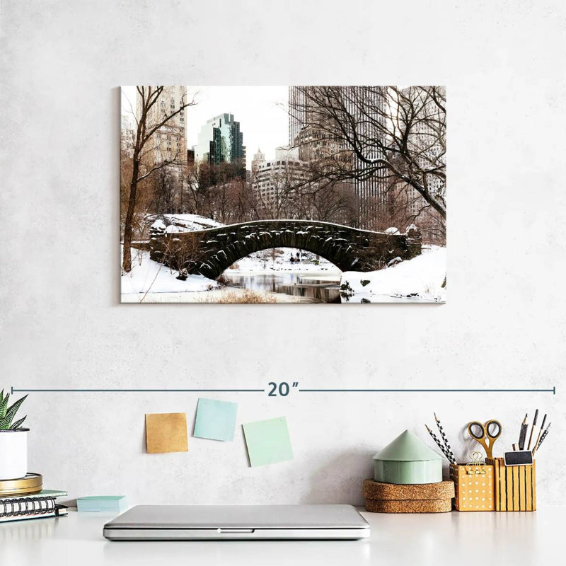 Ravi Gapstow Bridge Snow, 8" H x 12" W