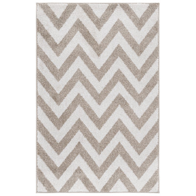 Falstaff Performance Chevron Rug