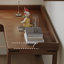 Bureau en bois massif en L noyer clair avec 3 tiroirs-109691594-109691592
