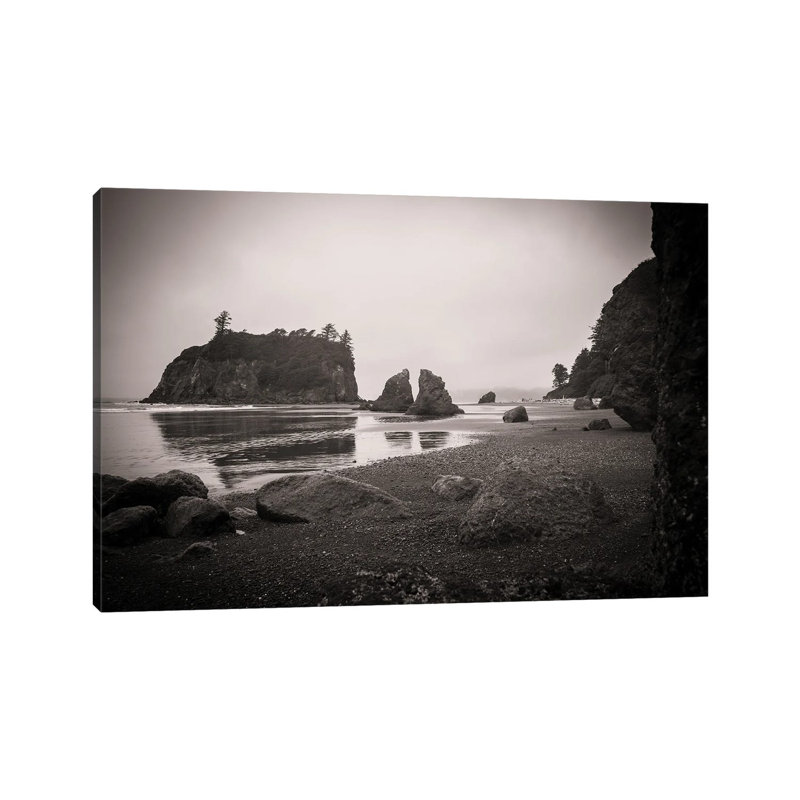 Ruby Beach by Heather Roberson - Wrapped Canvas Print, 20.32 cm H x 30.48 cm W