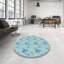 Tapis bleu ciel-937507519