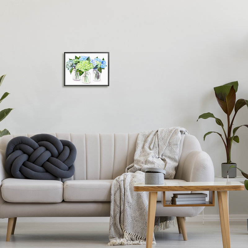 «Varied Floral Hydrangea Jars» par Ziwei Li - cadre flottant, impression sur bois, H 11 po x l 14 po x P 1,5 po